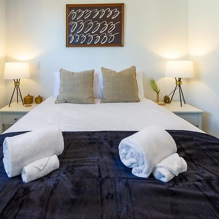 Harmony Hideout 2 Bed 2 Bath Apartment Christchurch Exterior photo